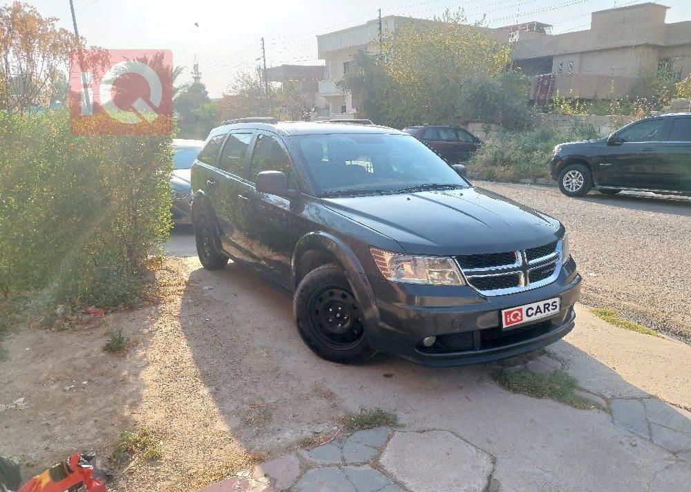 دودج جورني